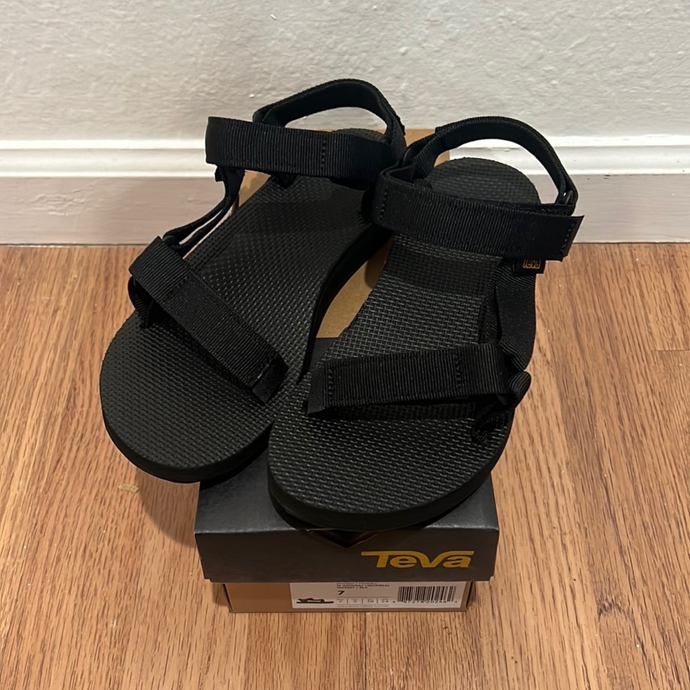 Womens Teva Original Sz 7